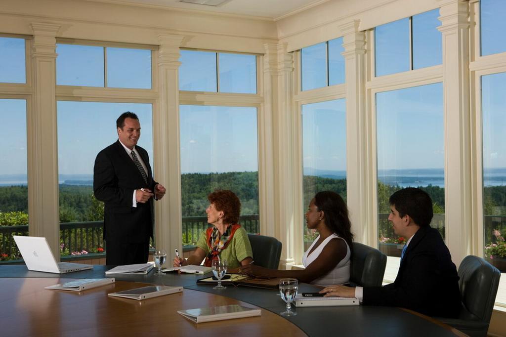 Hotel Point Lookout à Lincolnville Business photo